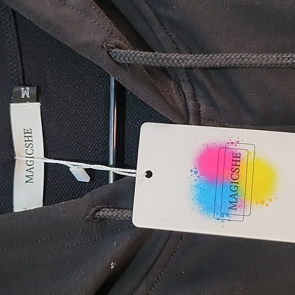 Black Medium tunic - Picture 2 of 8